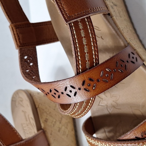 Skechers NEW Brown Beverlee Strappy Faux Leather Cork Heel Wedge Sandal Size 10 - Picture 8 of 10